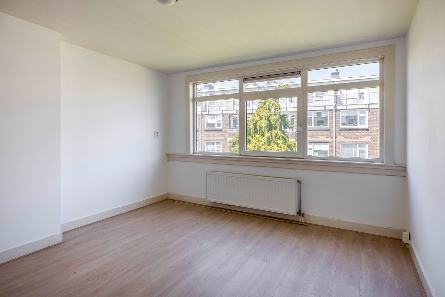 Photo 20 of Delfgaauwstraat 41-B