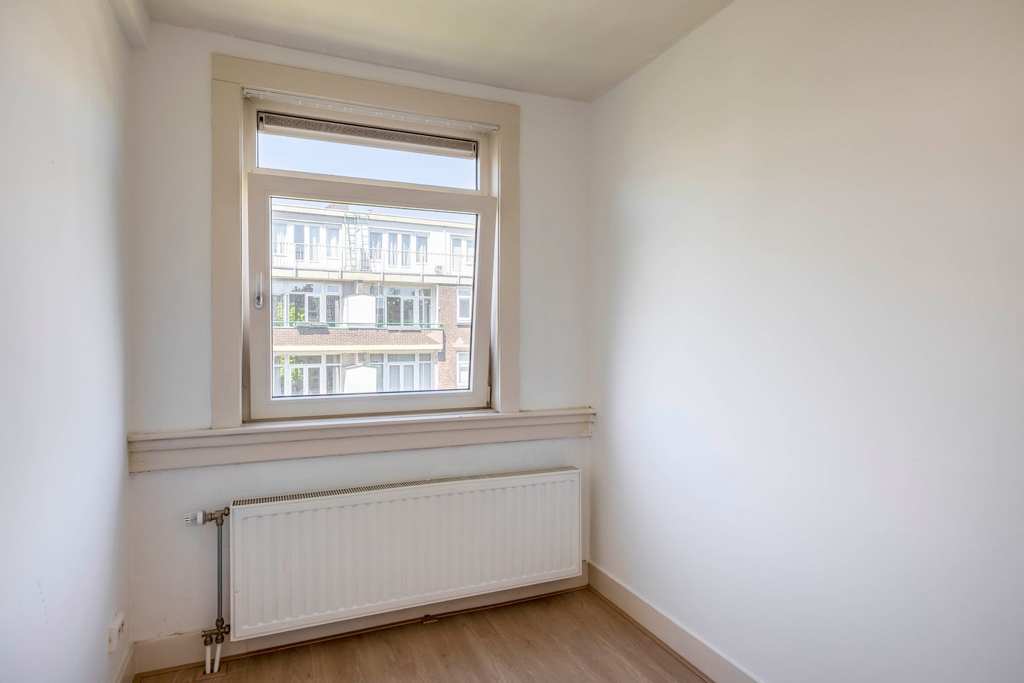 Photo 25 of Delfgaauwstraat 41-B