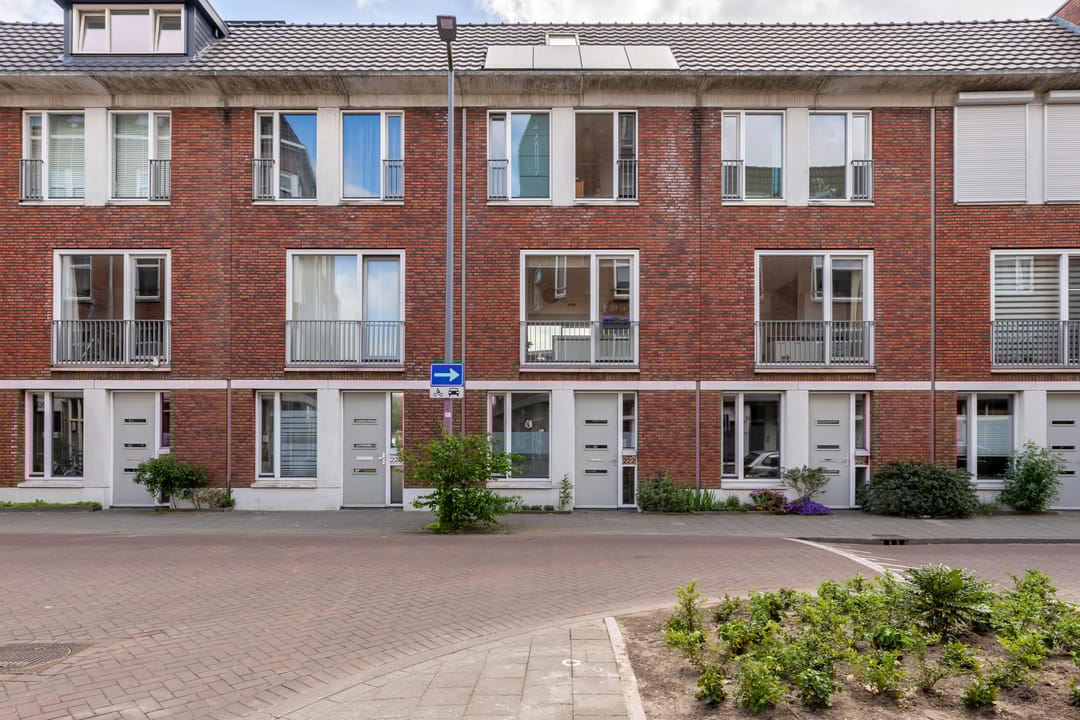 Photo 1 of Zwaanshals 222