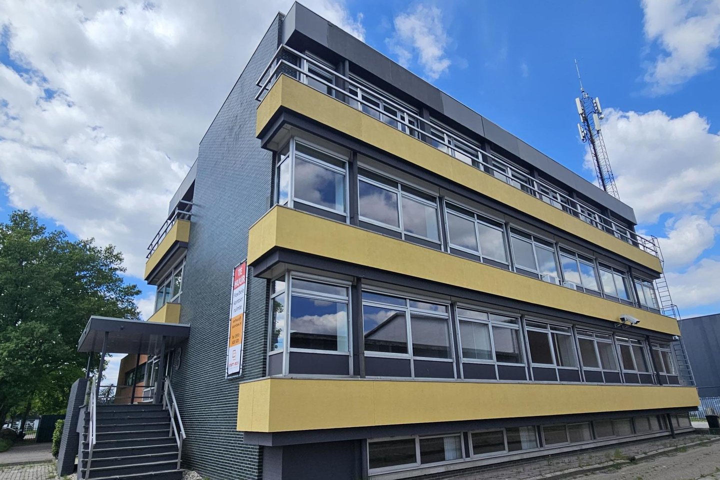 Bekijk foto 1 van Nautilusstraat 3