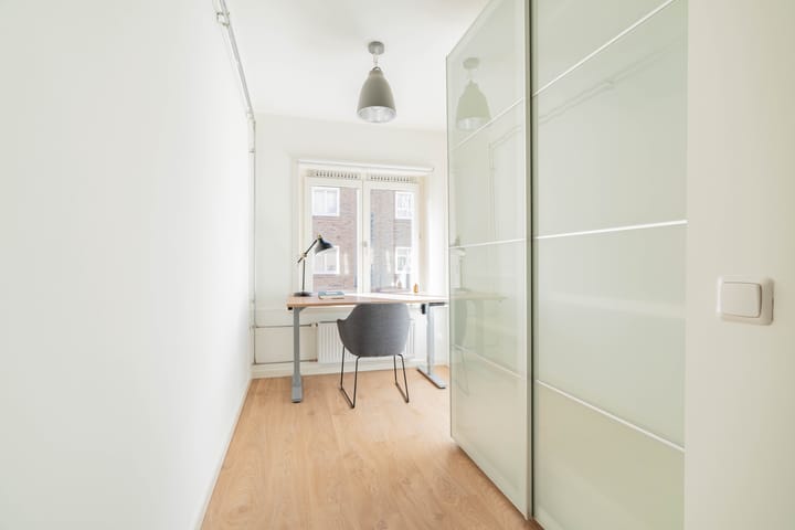 Foto 12 van Bloys van Treslongstraat 56-1