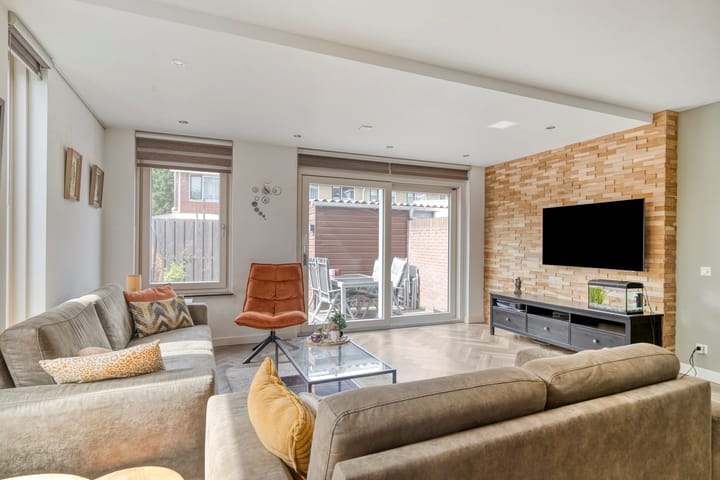 Foto 8 van Jan Steenlaan 4-F