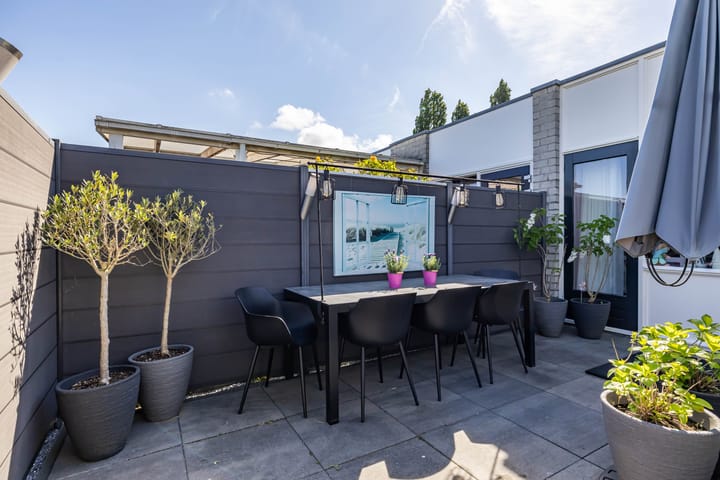 Foto 35 van Van der Vlugtstraat 15