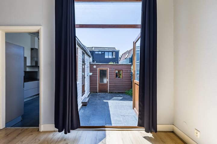 Foto 16 van Ooievaarstraat 25