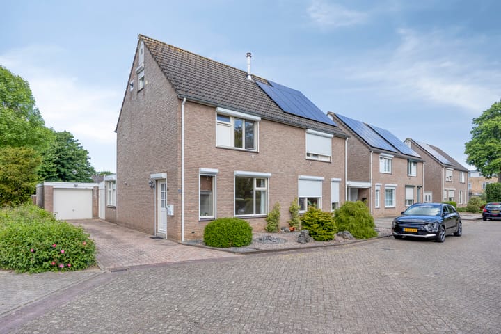 Foto 1 van Diepenbrockstraat 69