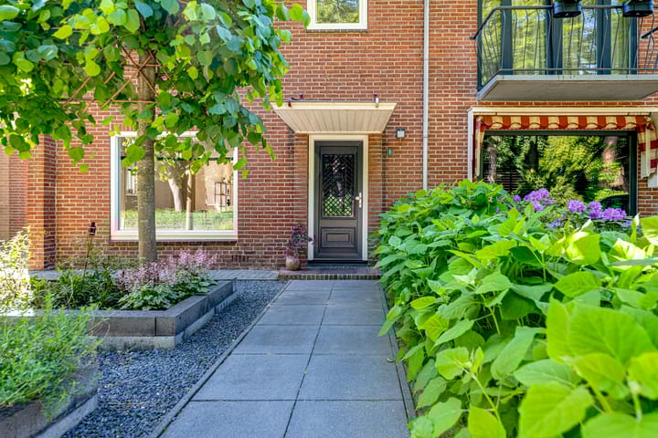 Photo 2 of Schievestraat 1