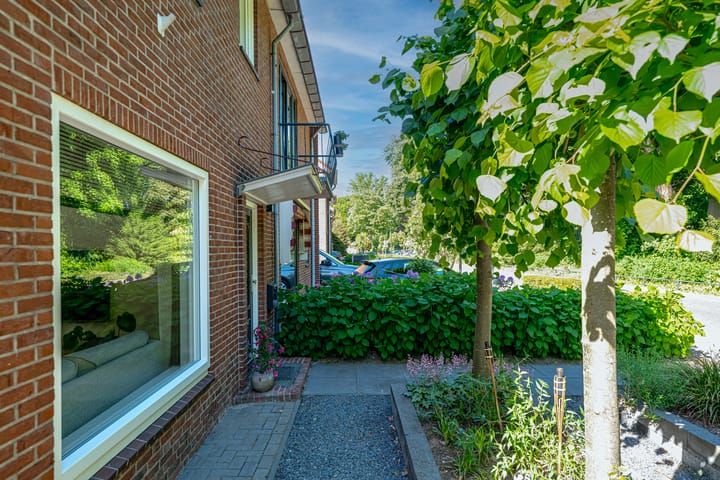 Photo 6 of Schievestraat 1