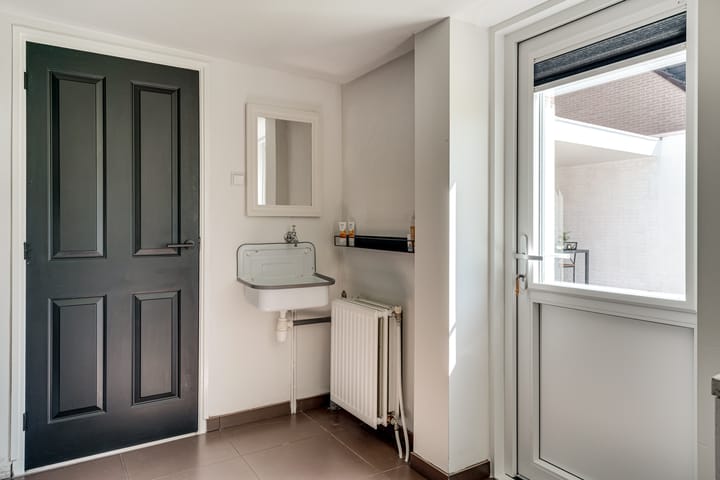 Photo 23 of Schievestraat 1