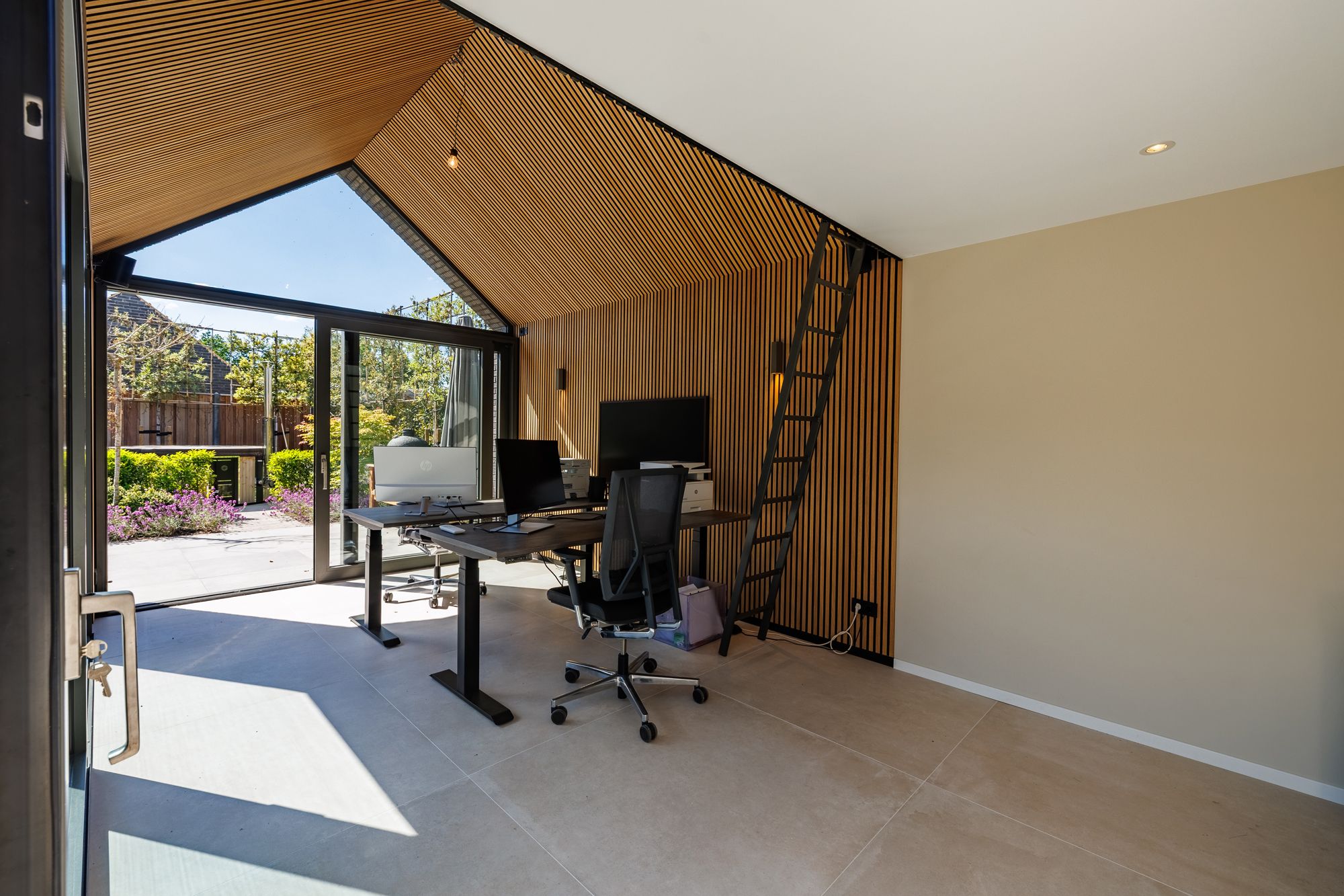 Foto 51 van Gebroeders van Steenbergenplantsoen 10