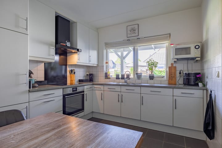 Photo 3 of Alberdaweg 29