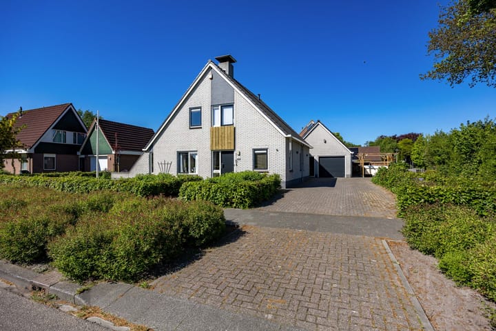 Photo 10 of Alberdaweg 29