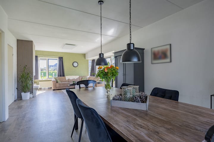 Photo 16 of Alberdaweg 29