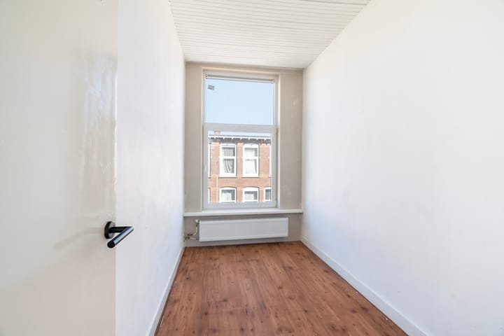 Photo 11 of Cartesiusstraat 302