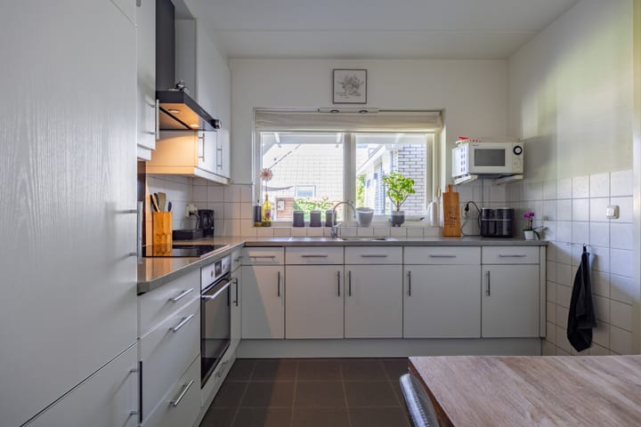 Photo 24 of Alberdaweg 29