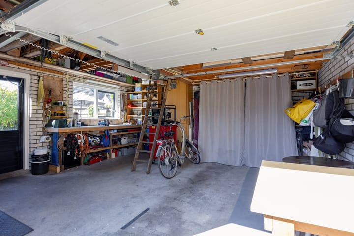 Photo 51 of Alberdaweg 29