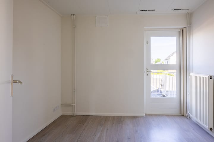 Foto 17 van Burgemeester Wallerstraat 21