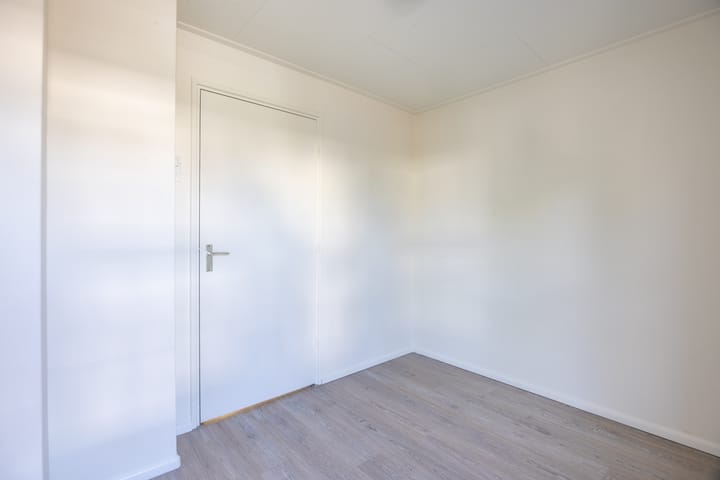 Foto 18 van Burgemeester Wallerstraat 21