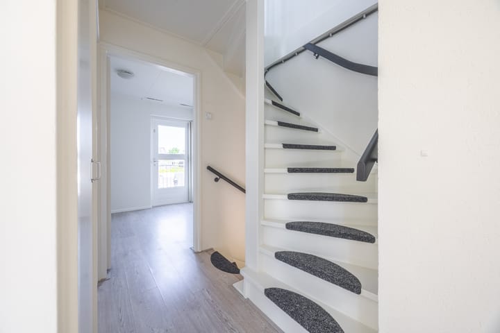 Foto 21 van Burgemeester Wallerstraat 21