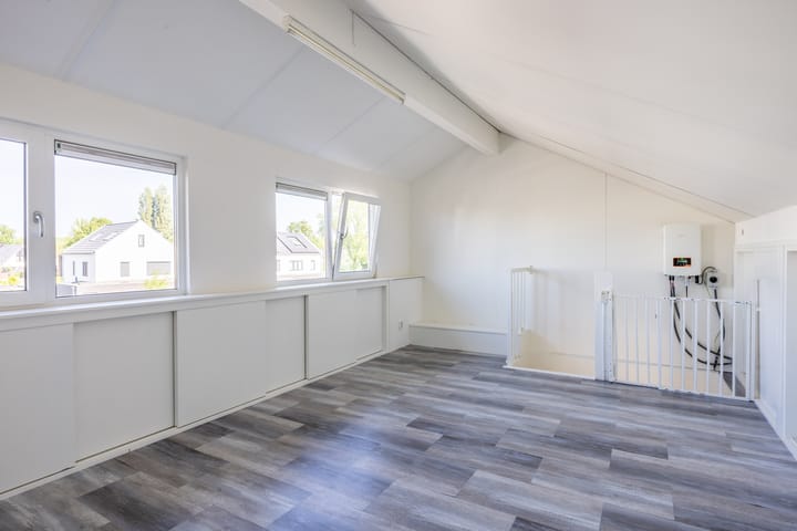 Foto 23 van Burgemeester Wallerstraat 21