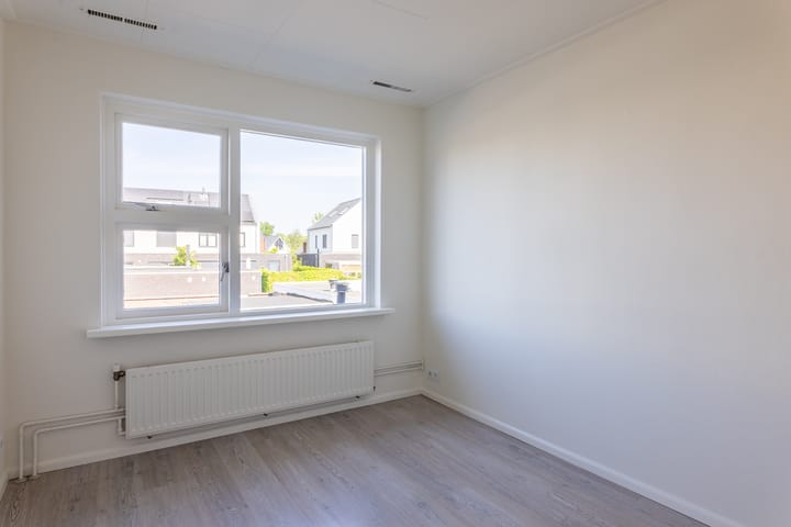 Foto 14 van Burgemeester Wallerstraat 21