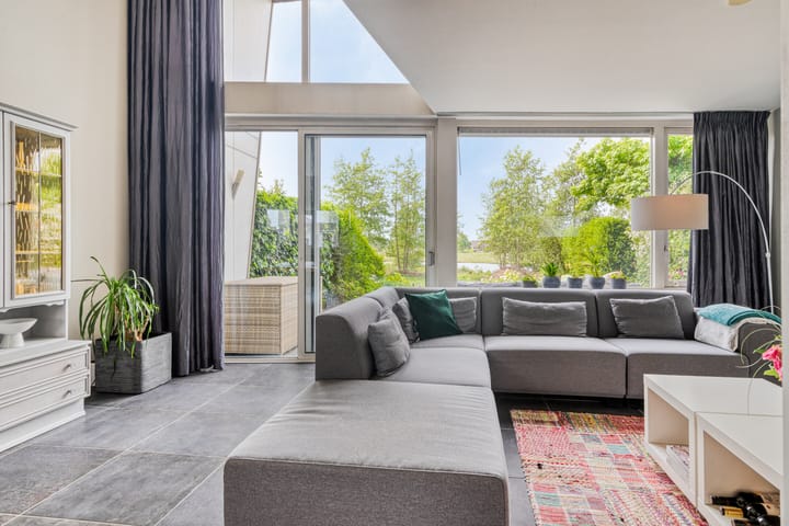 Foto 15 van Mostheuvelstraat 69