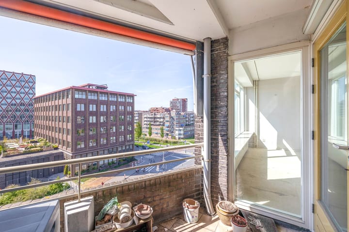 Foto 3 van Albert Plesmanplein 76