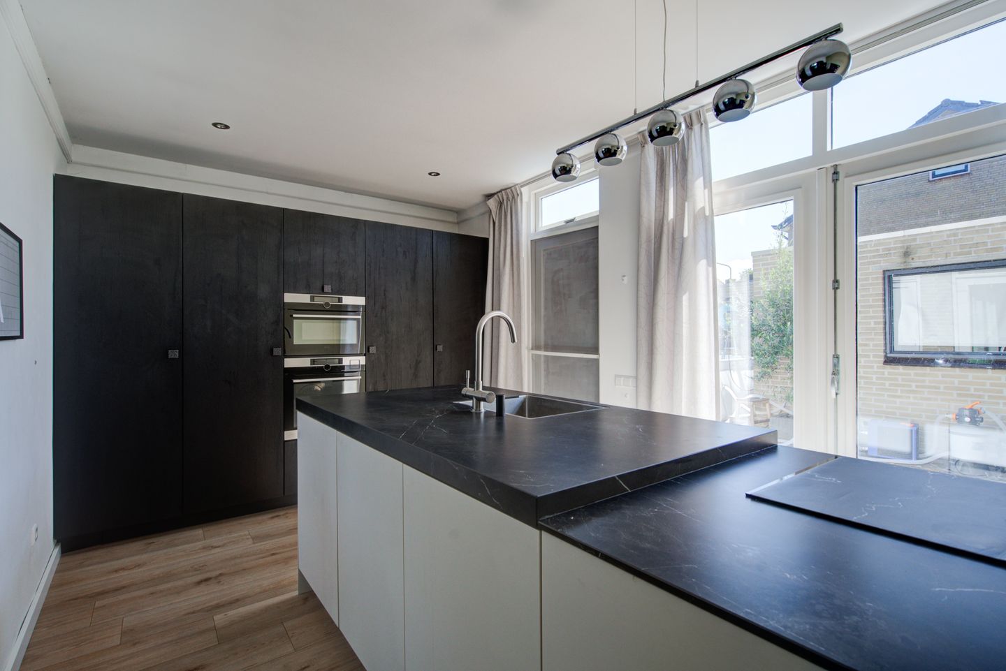 Photo 4 of Regentenstraat 17