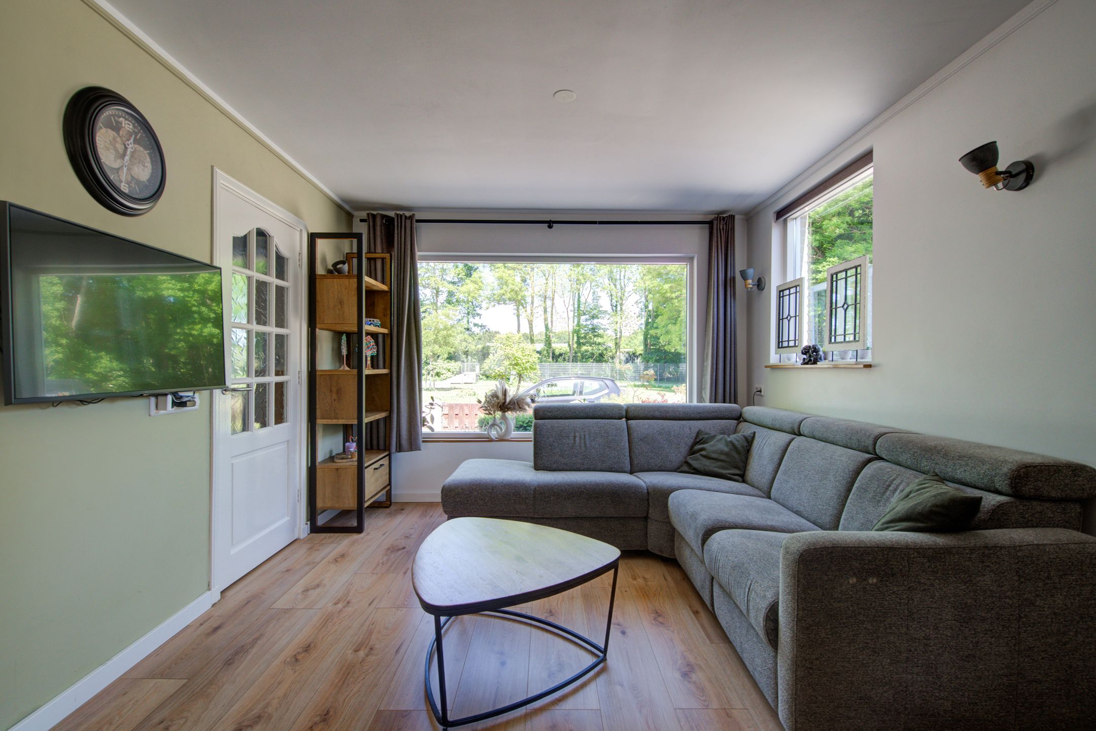 Photo 9 of Regentenstraat 17