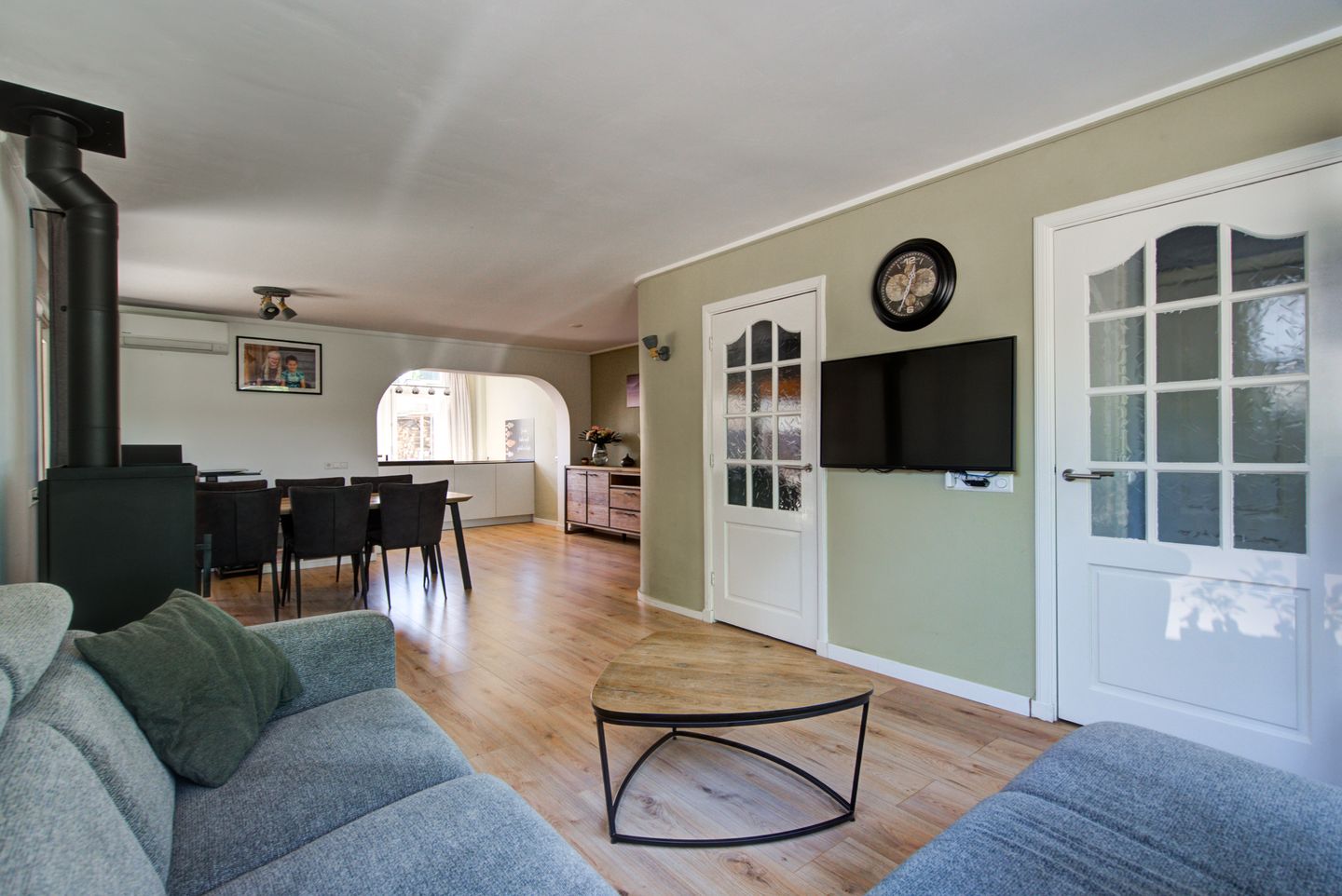 Photo 10 of Regentenstraat 17