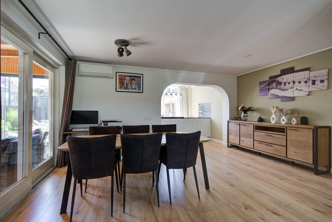 Photo 11 of Regentenstraat 17