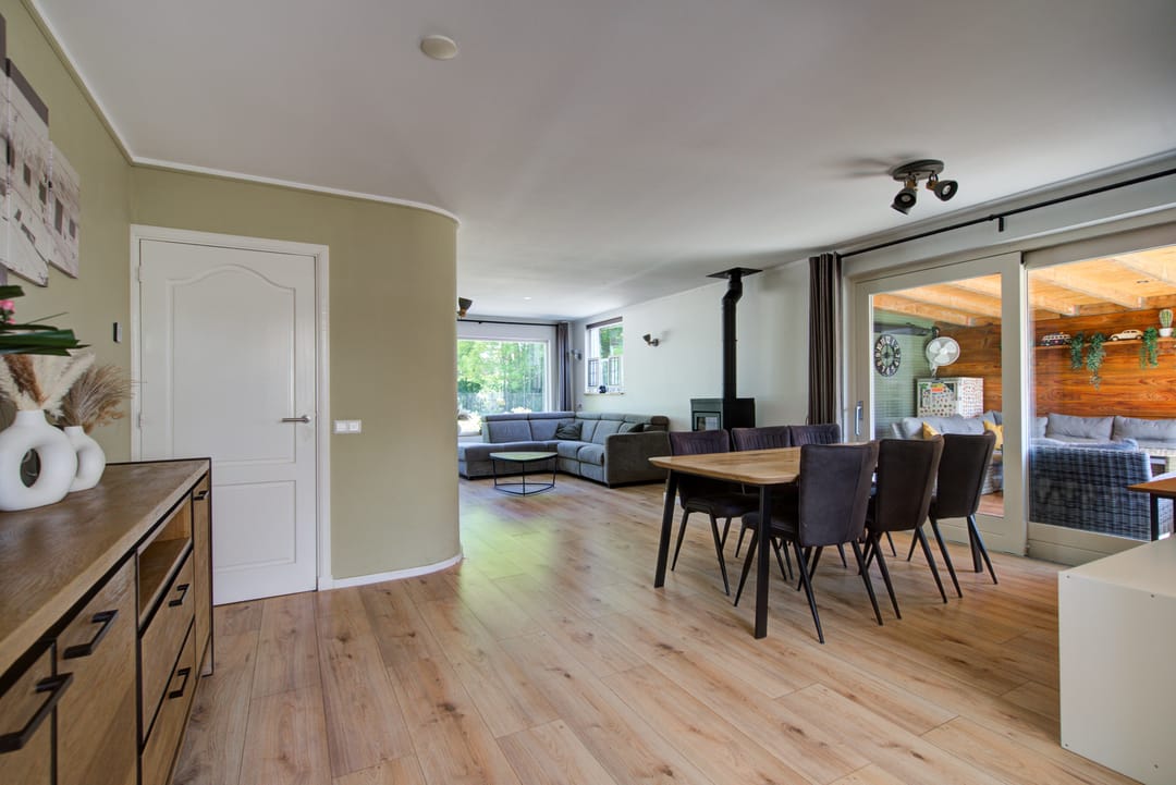 Photo 13 of Regentenstraat 17