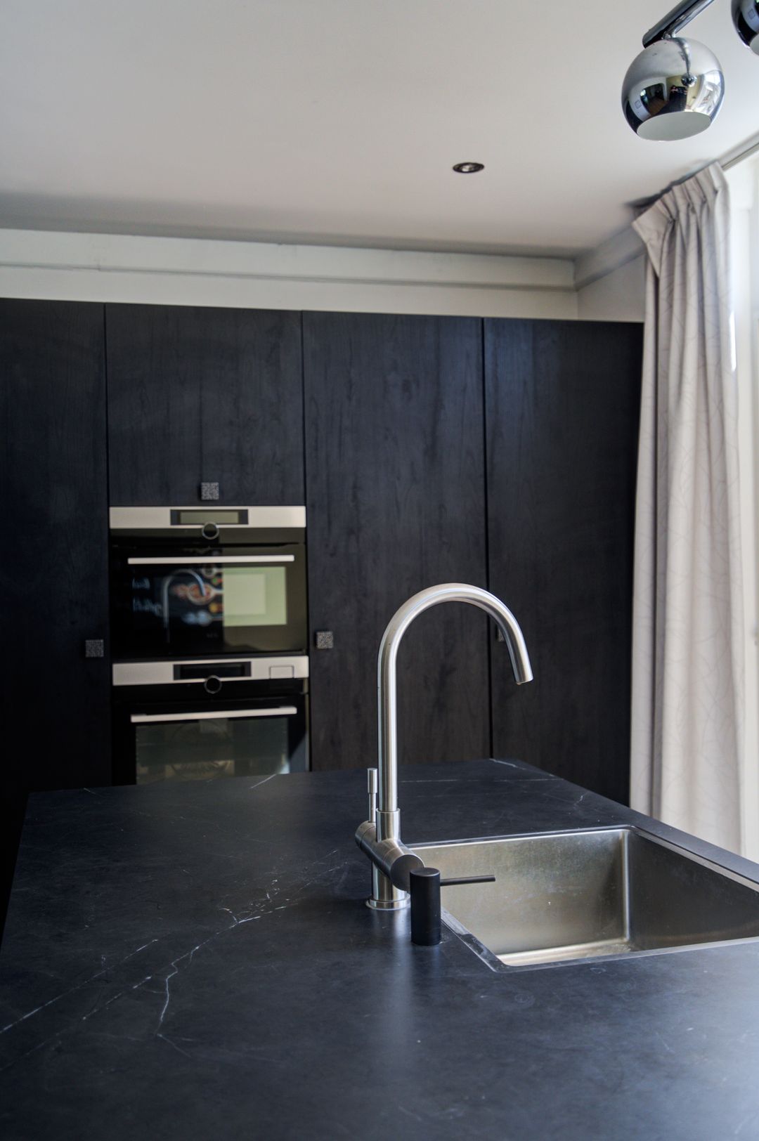 Photo 16 of Regentenstraat 17