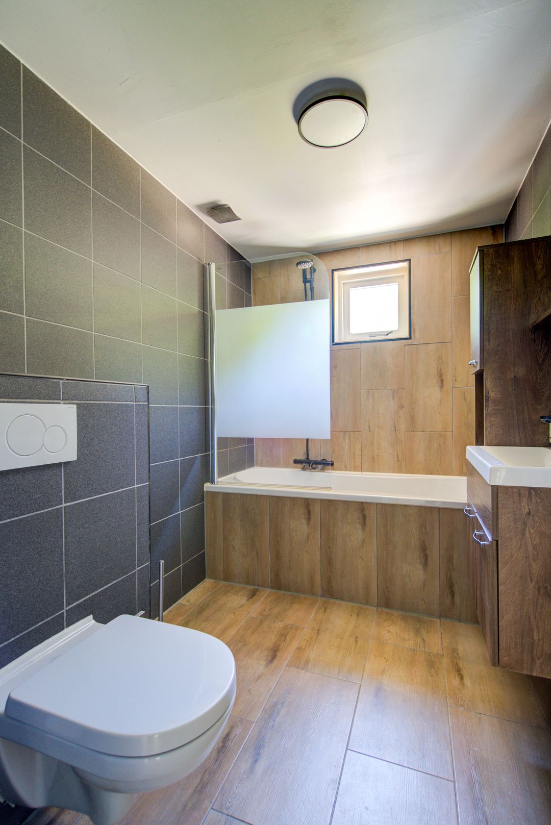 Photo 28 of Regentenstraat 17