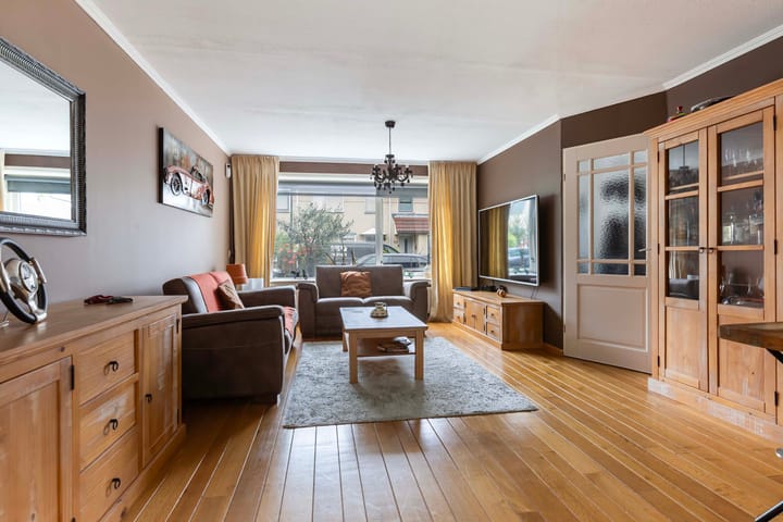 Photo 4 of Wielewaalweg 33