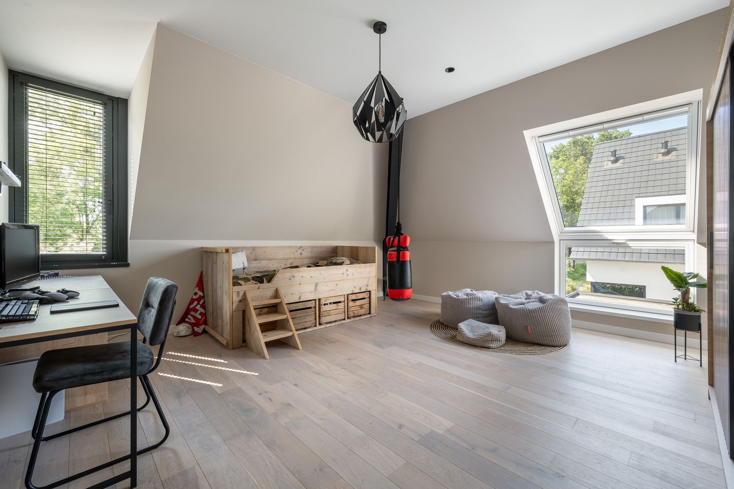 Foto 25 van De Hoeven 60-E