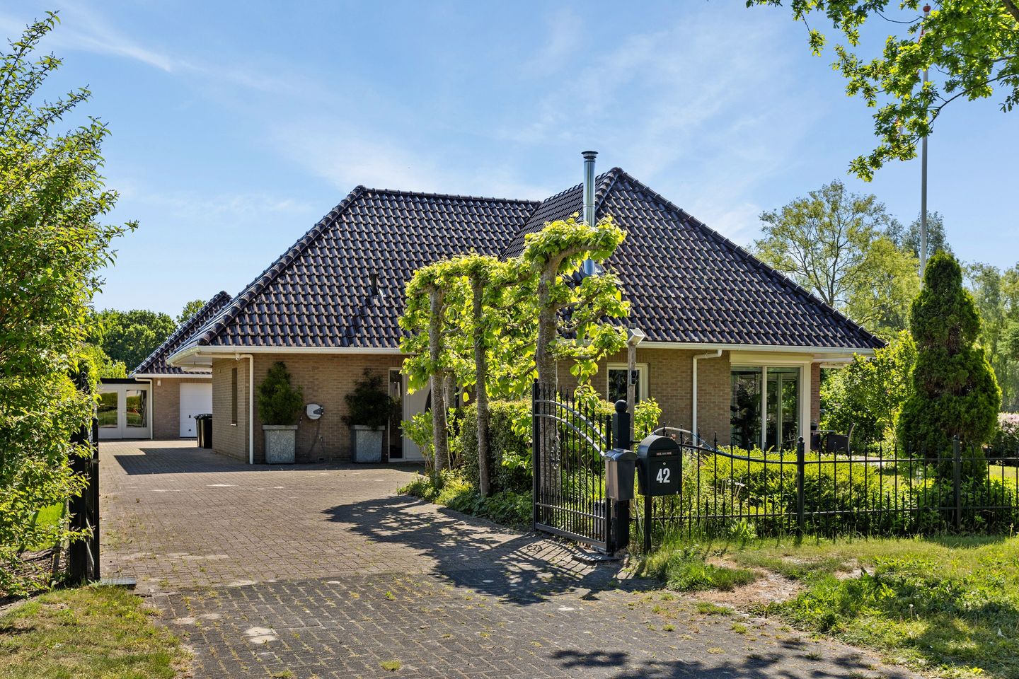 Foto 1 van Molenwijk OZ 42