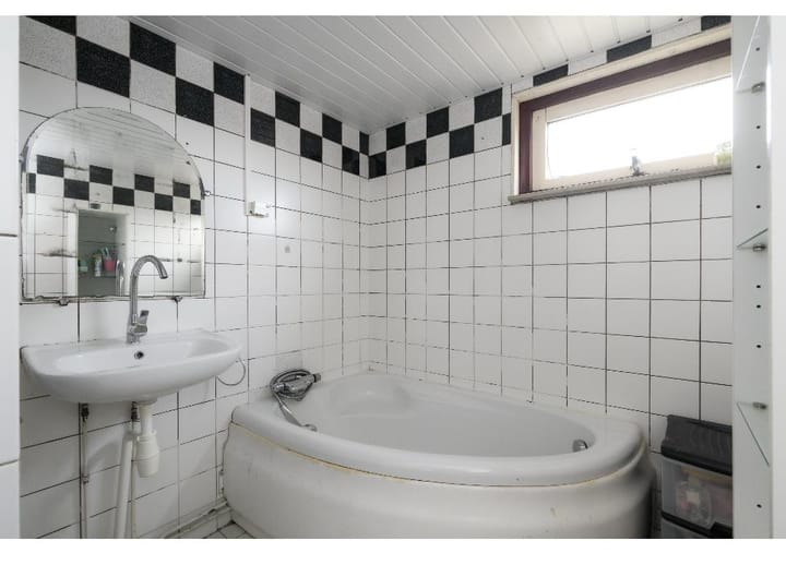 Photo 12 of Erik Satiestraat 12