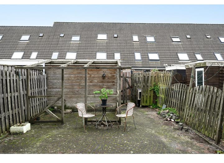 Photo 17 of Erik Satiestraat 12