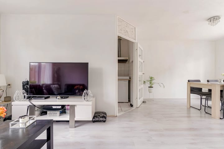 Foto 8 van Rhônestraat 186