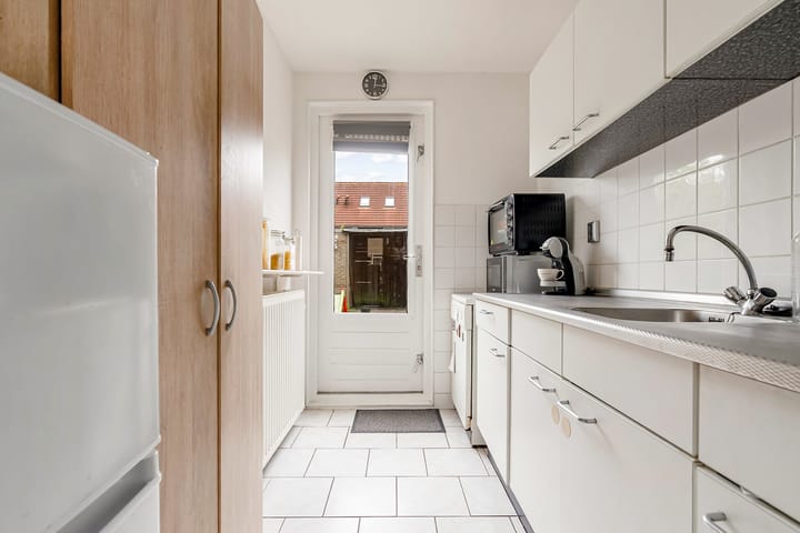 Foto 13 van Rhônestraat 186