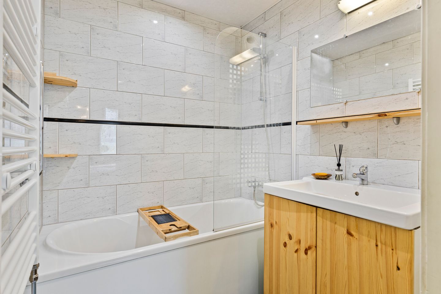 Foto 14 van Hagedoornstraat 14-A