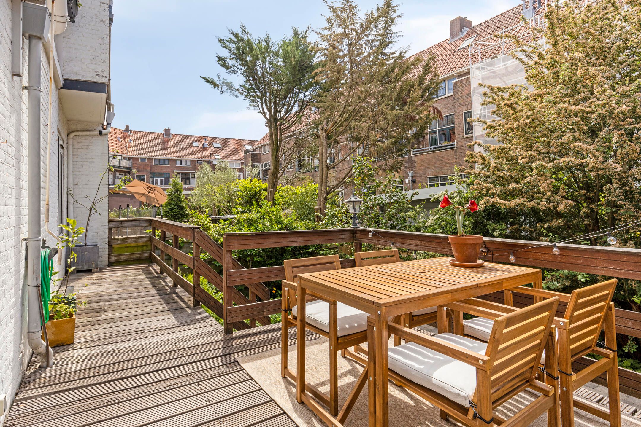 Foto 18 van Hagedoornstraat 14-A