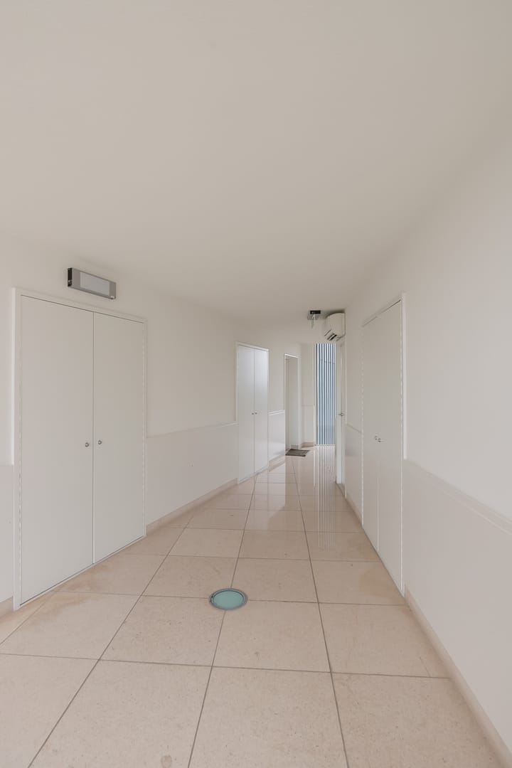 Foto 17 van Avenue Ceramique 26-P