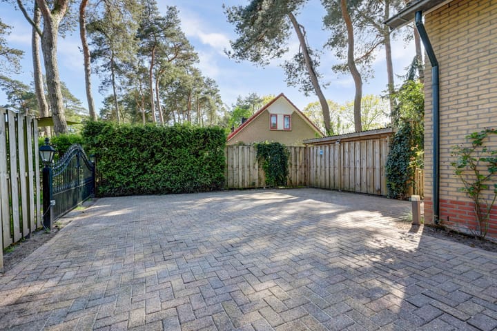 Foto 4 van Paaslohof 15