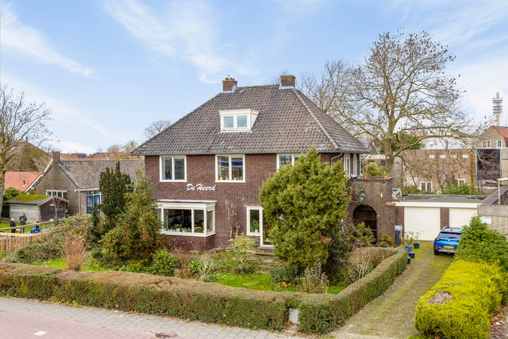 Esdoornlaan 11, Wormerveer