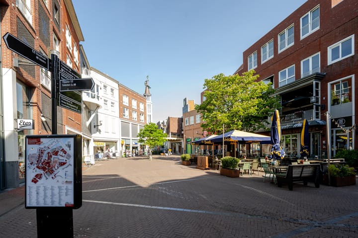 Foto 1 van Uitstraat 68