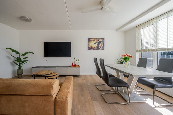 Foto 18 van Uitstraat 68