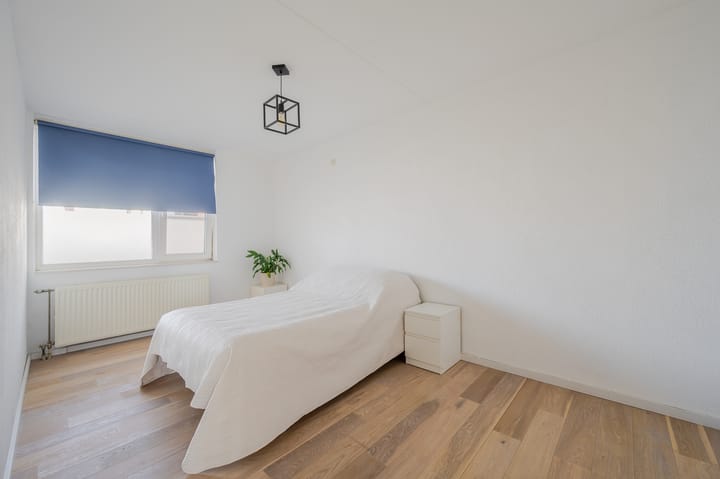 Foto 19 van Uitstraat 68