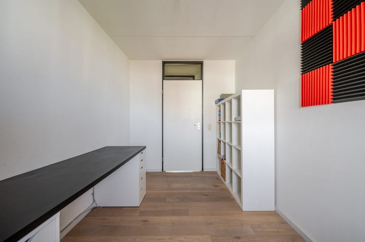 Foto 21 van Uitstraat 68