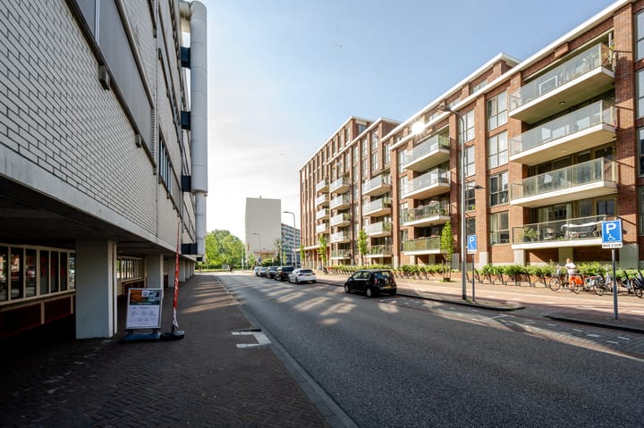 Foto 25 van Uitstraat 68